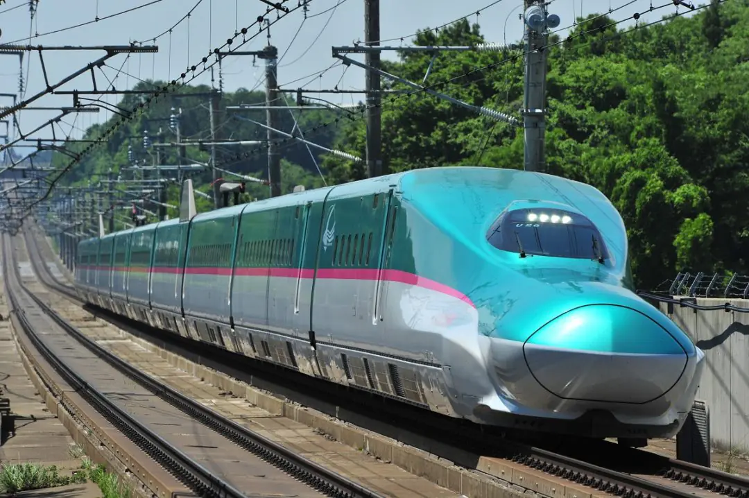 tren hayabusa shinkansen jr pass